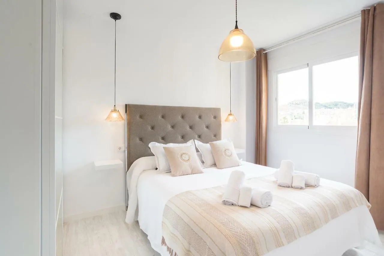 Stunning Spacious City Apartment With Free Parking Malaga